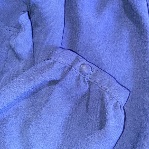 Last April Anthropologie Royal Blue Long-Sleeve Flowy Top w/Cutouts Size Medium - Picture 8 of 10